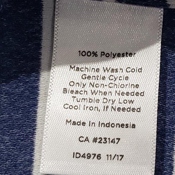 NWOT TALBOTS BLUE AND WHITE STRIPED TIE SLEEVE V-NECK BLOUSE. - Picture 6 of 6